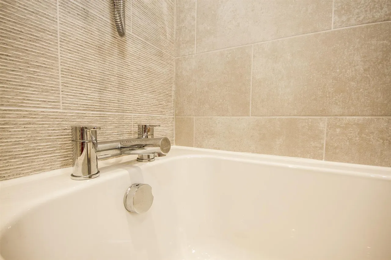 Bleaklow Court, Hawkshaw, Bury, BL8 4PT, photo 19
