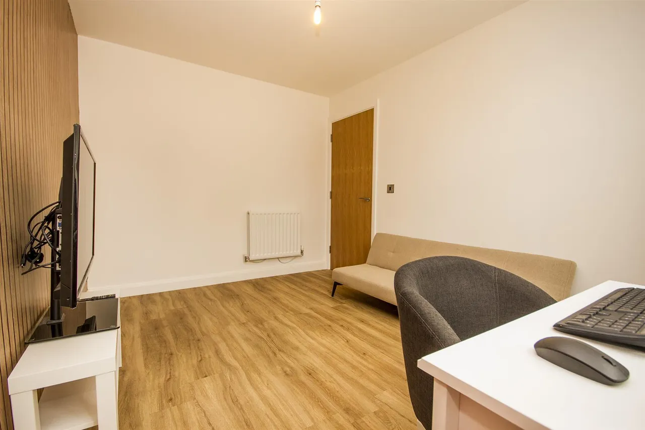 Bleaklow Court, Hawkshaw, Bury, BL8 4PT, photo 24