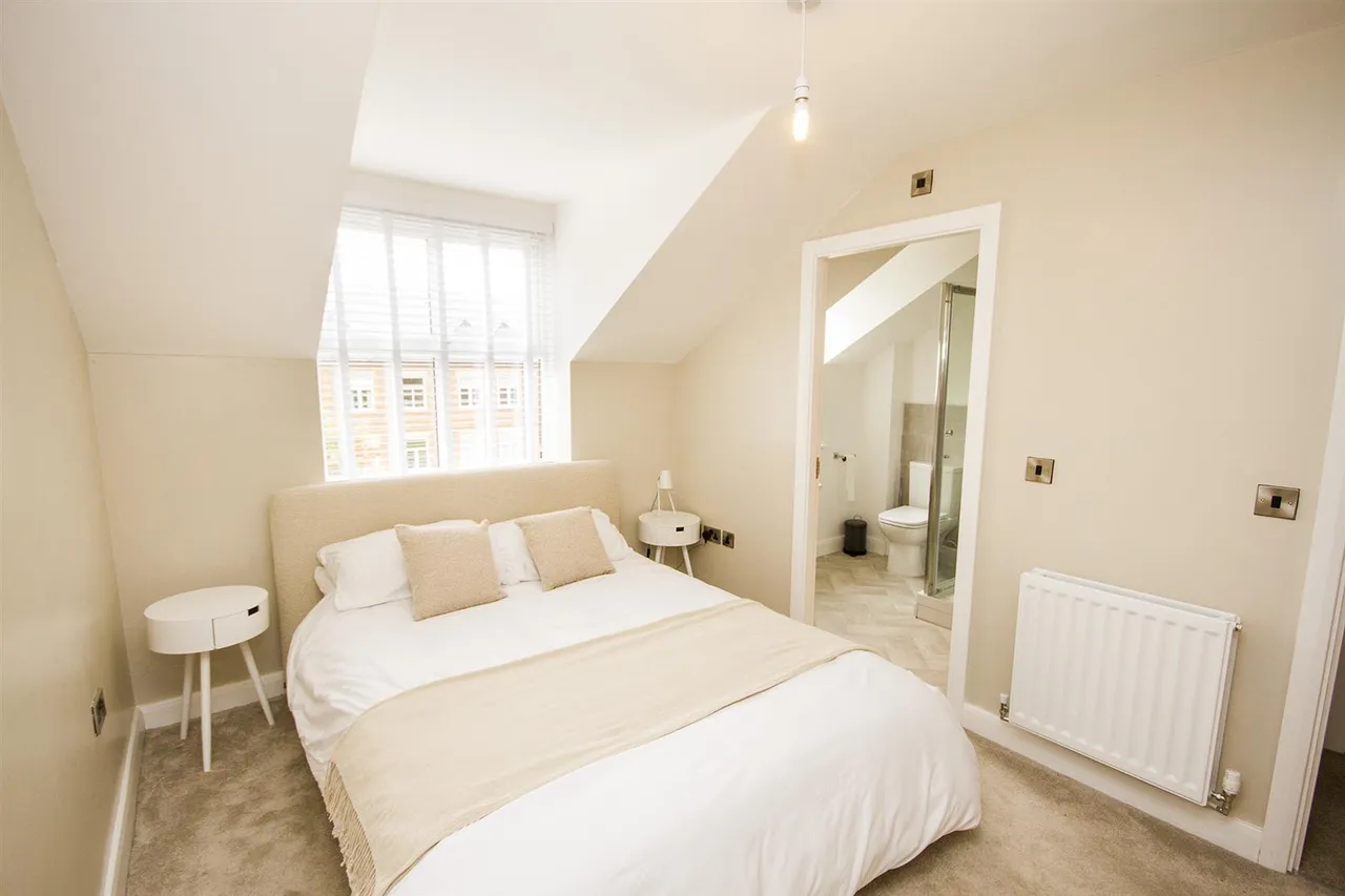 Bleaklow Court, Hawkshaw, Bury, BL8 4PT, photo 42