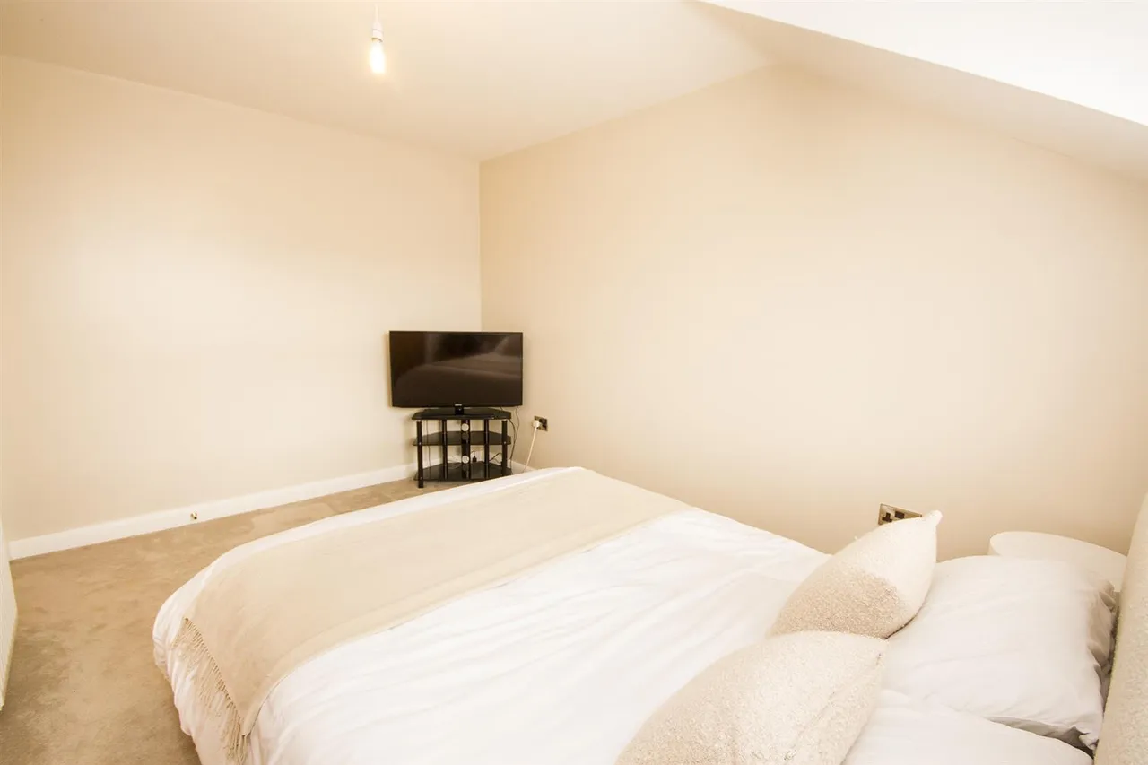 Bleaklow Court, Hawkshaw, Bury, BL8 4PT, photo 44