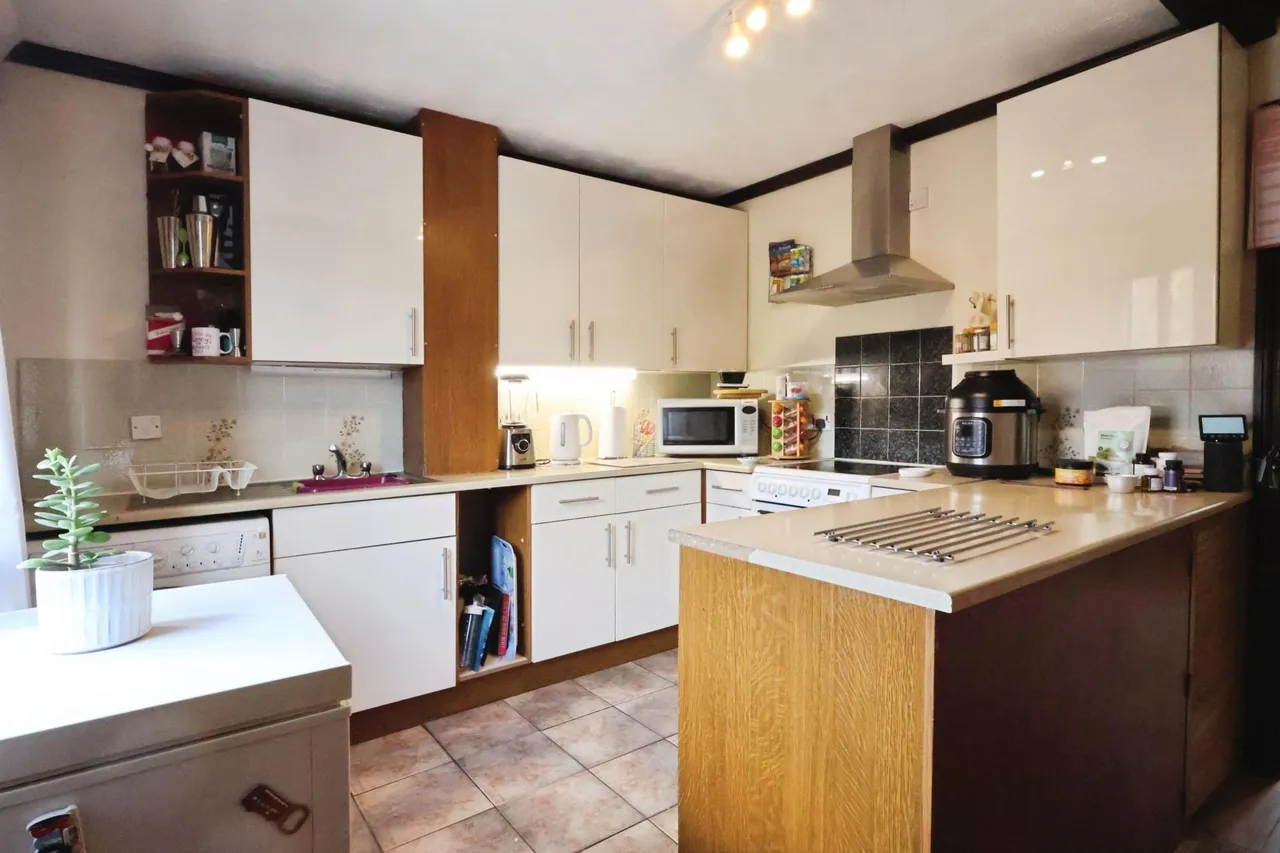 Pryors Court, Baldock, photo 5