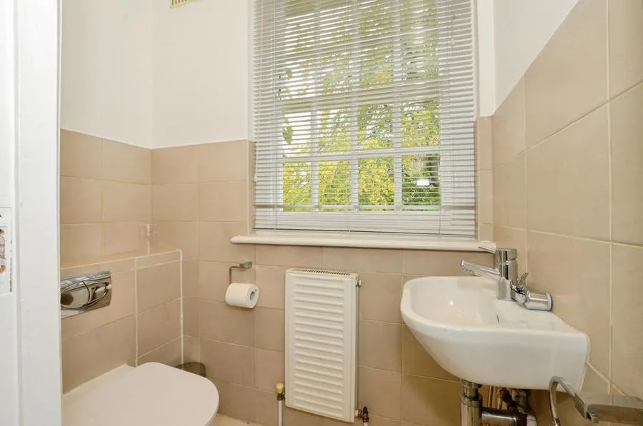 Wolsey Road, Moor Park, HA6, photo 28