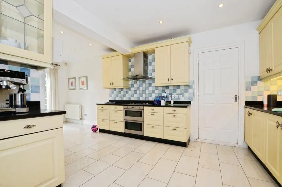 Wolsey Road, Moor Park, HA6, photo 21