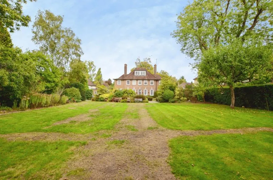 Wolsey Road, Moor Park, HA6, photo 11