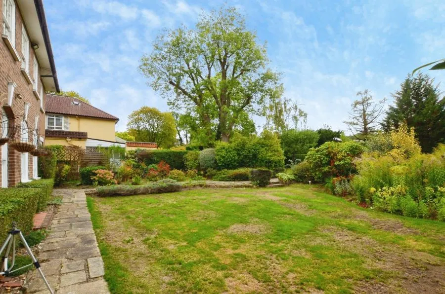 Wolsey Road, Moor Park, HA6, photo 7