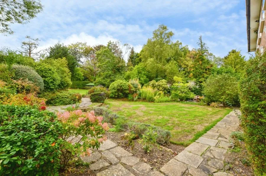Wolsey Road, Moor Park, HA6, photo 8
