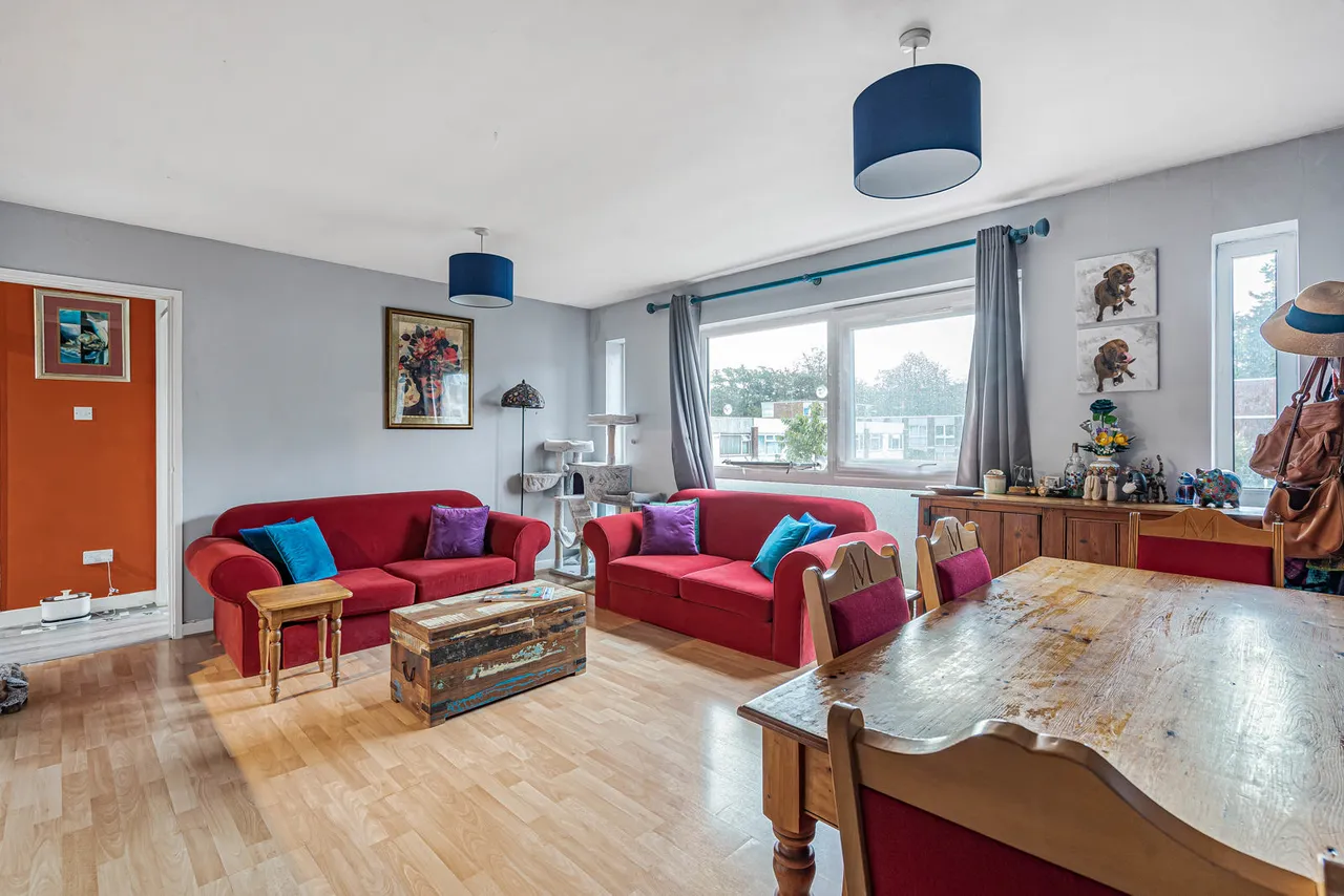 Brantwood Court, West Byfleet, KT14, photo 6