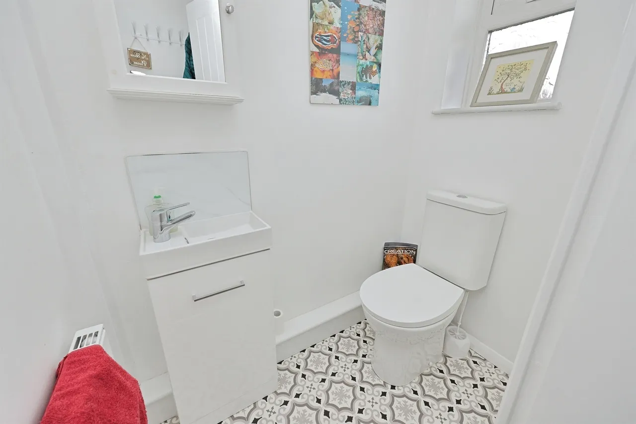 Mountbatten Drive, Dereham, NR19, photo 8