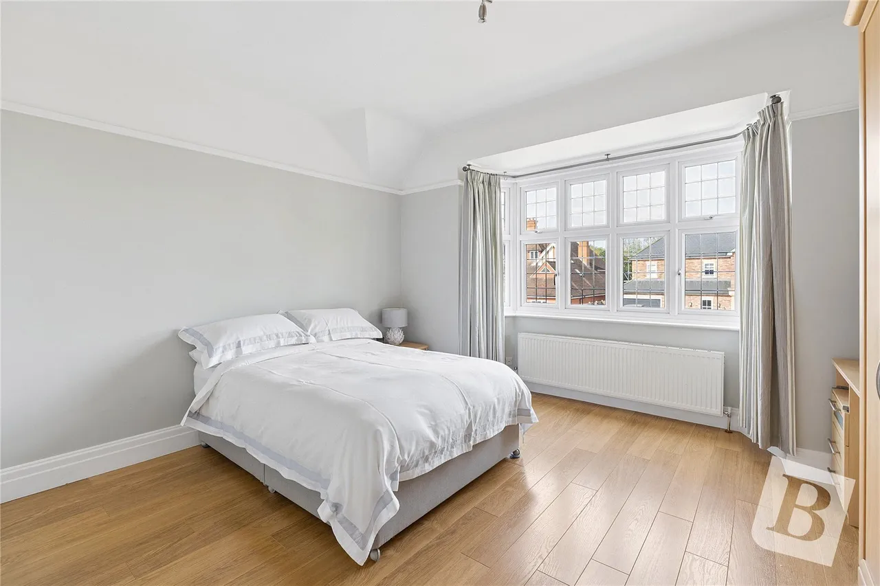 Elm Grove, Emerson Park, RM11, photo 26