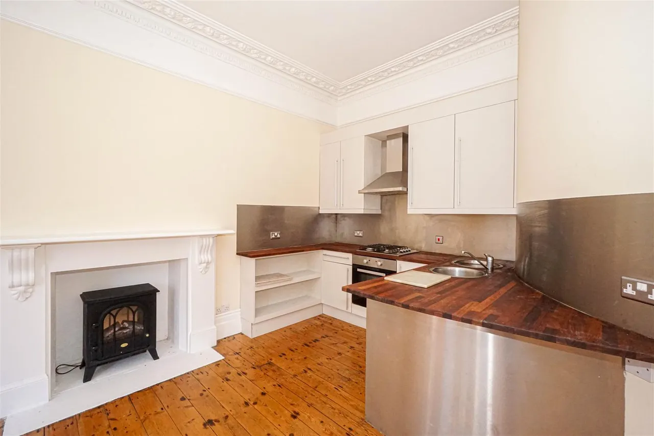 St. Helens Park Road, Hastings, photo 9