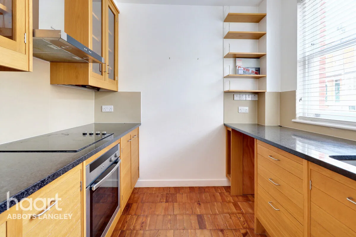 Kings Road, St Albans, AL3, photo 2