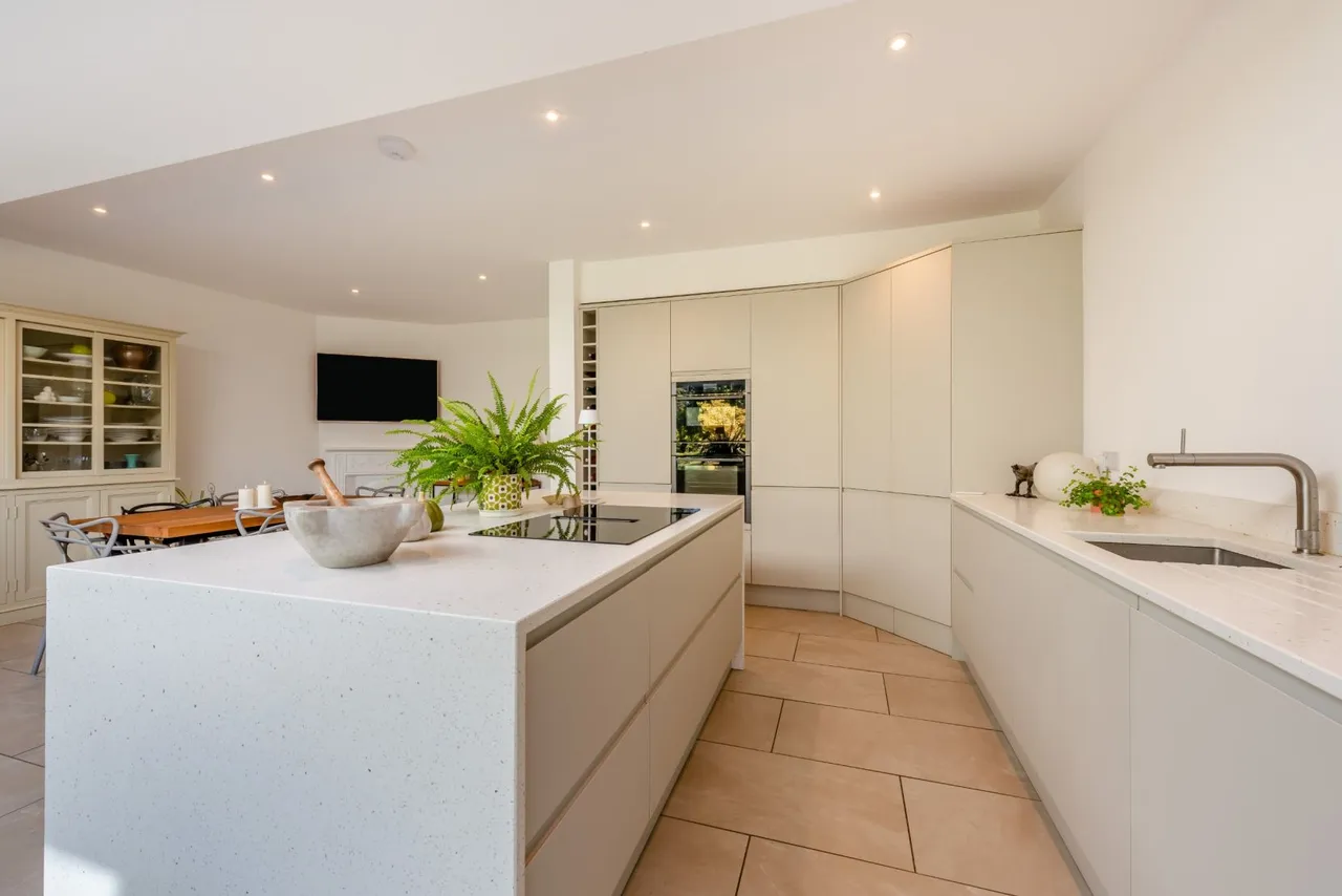 West Road, Emsworth, PO10, photo 8