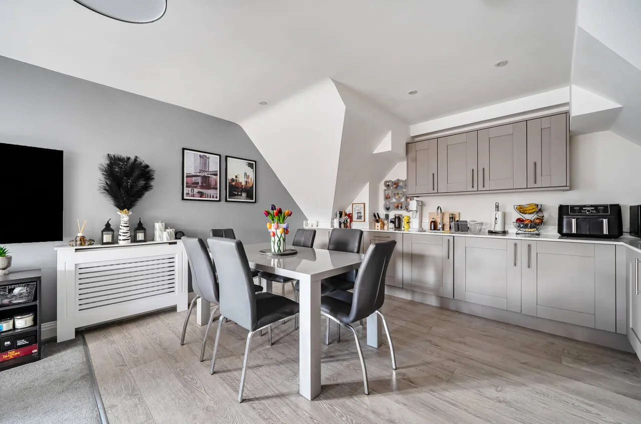 Bryan Gardens, Binfield, Bracknell, Berkshire, RG42 4JQ, photo 21