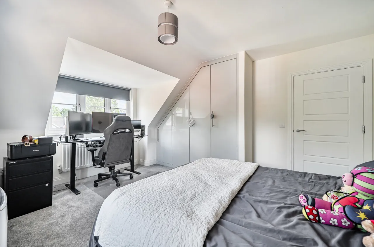 Bryan Gardens, Binfield, Bracknell, Berkshire, RG42 4JQ, photo 7