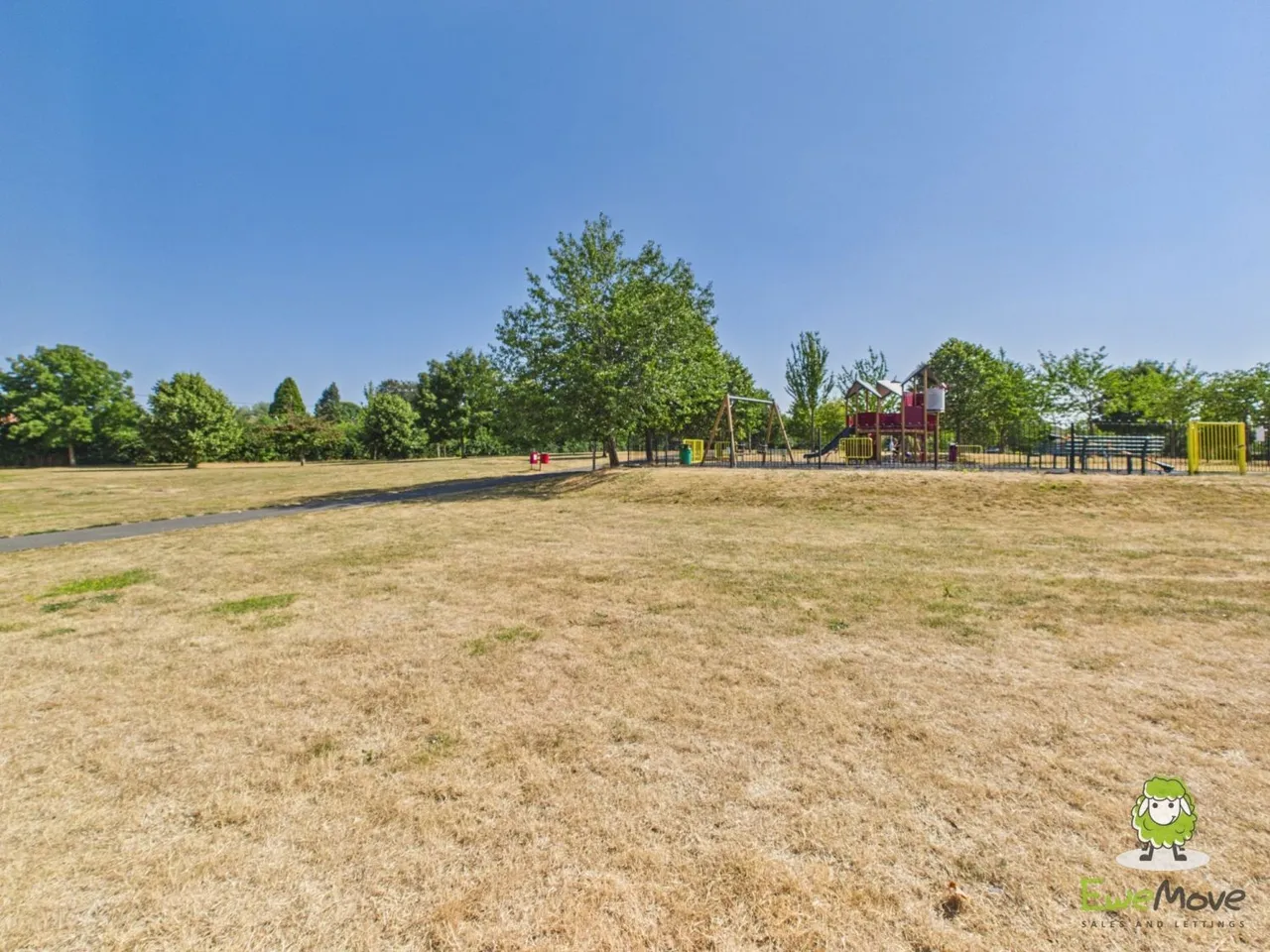 Burghfield Walk, Basingstoke, RG22, photo 2