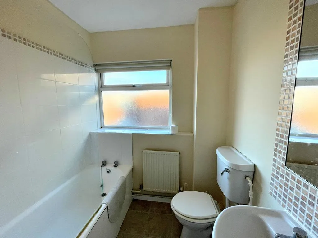 Beechwood Way, Aston Clinton, HP22, photo 6