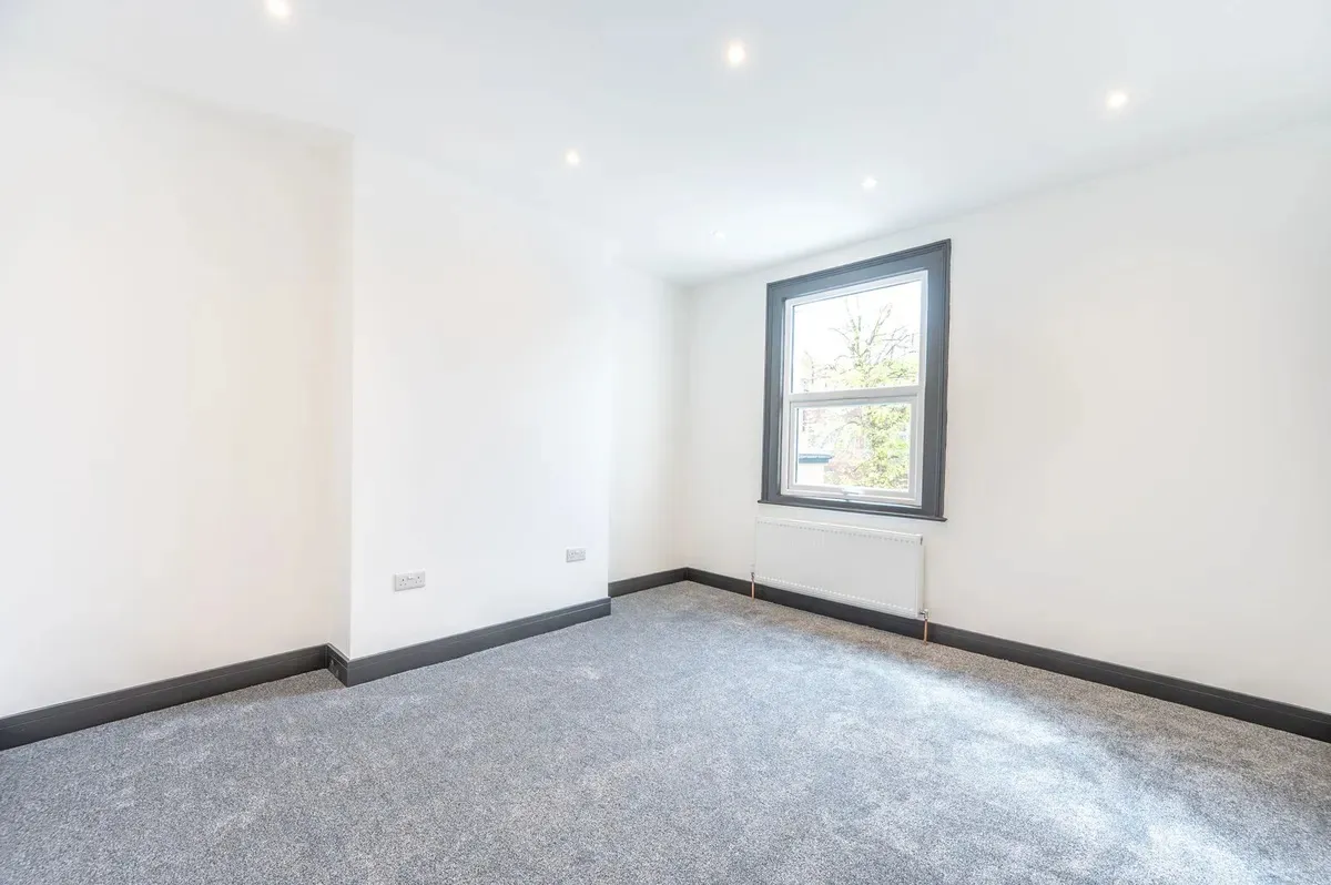Chaplin Road, Willesden Green, NW2, photo 7