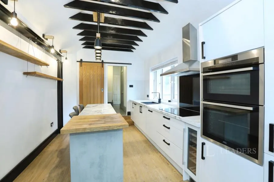 Fox Hill, Haywards Heath, RH16, photo 8