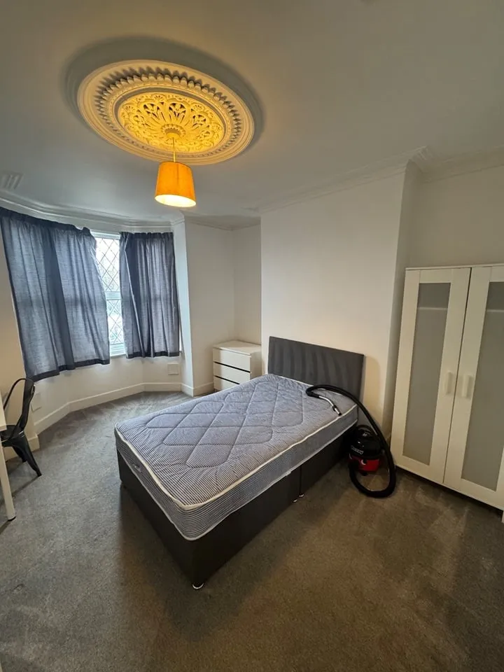 Francis Avenue, Southsea, PO4, photo 6
