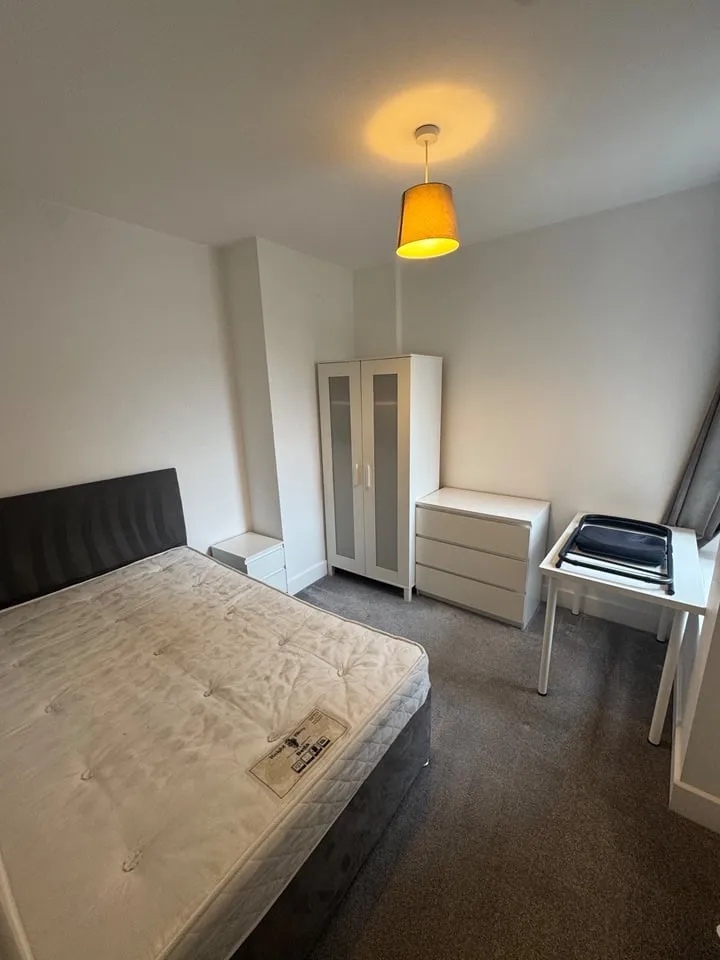 Francis Avenue, Southsea, PO4, photo 8