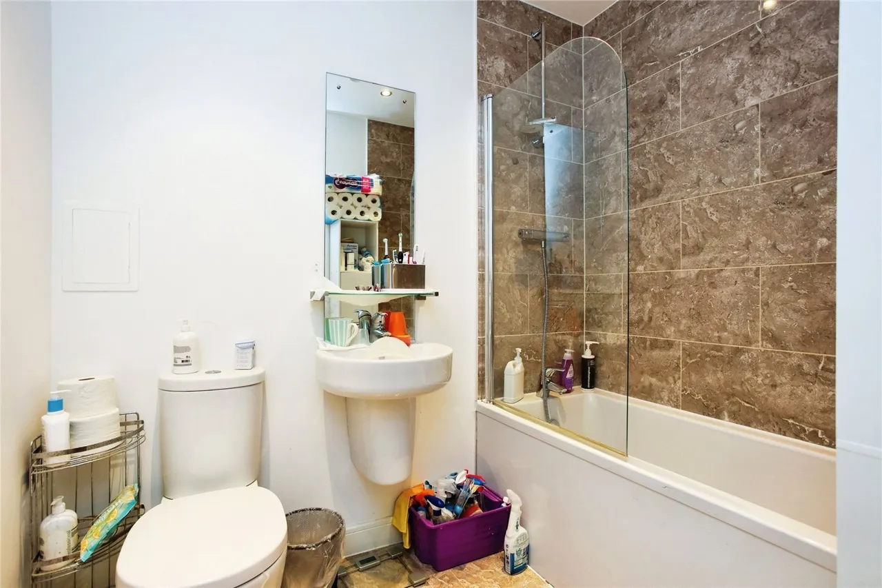 Sovereign Way, Tonbridge, TN9, photo 12