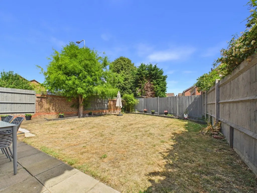 Ledbury Drive, Calcot, RG31, photo 12
