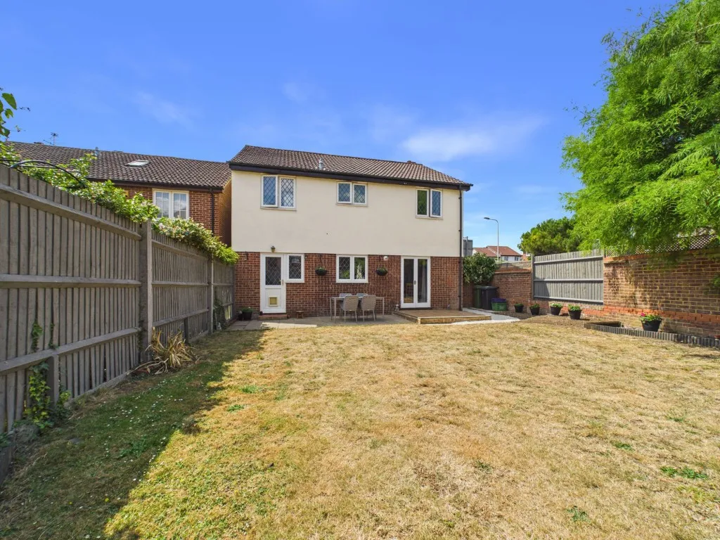 Ledbury Drive, Calcot, RG31, photo 13