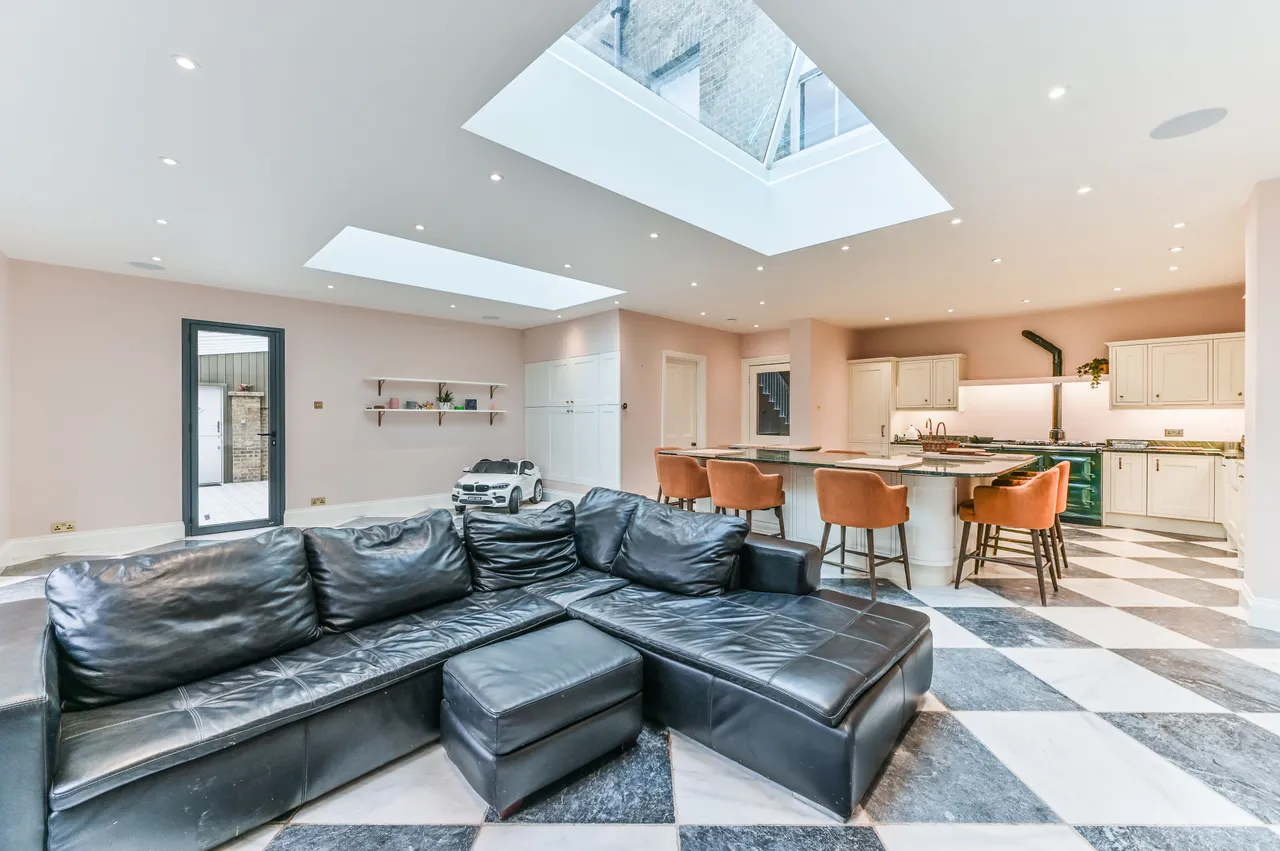 22 Bramley Hill, South Croydon, photo 10