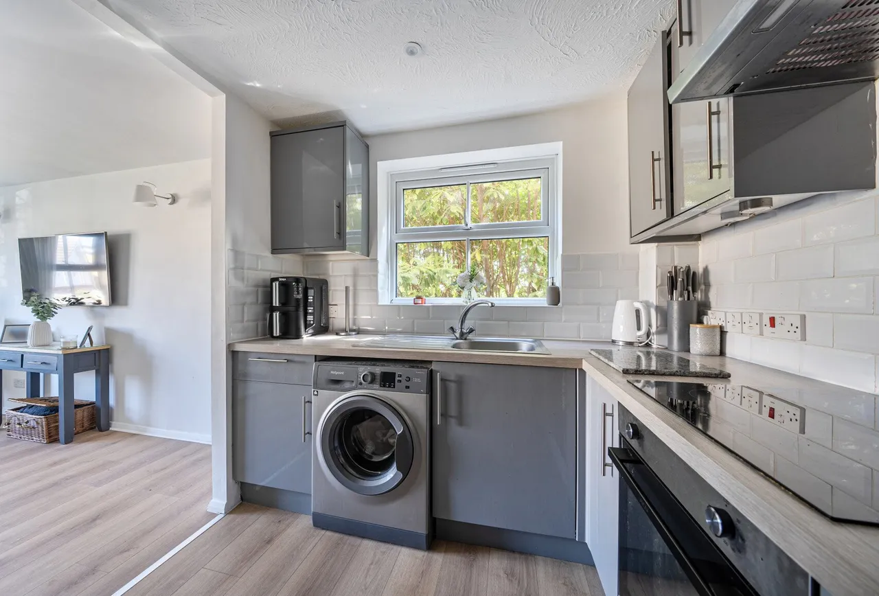 Long Meadow, Kent, Riverhead, TN13 2QY, photo 12