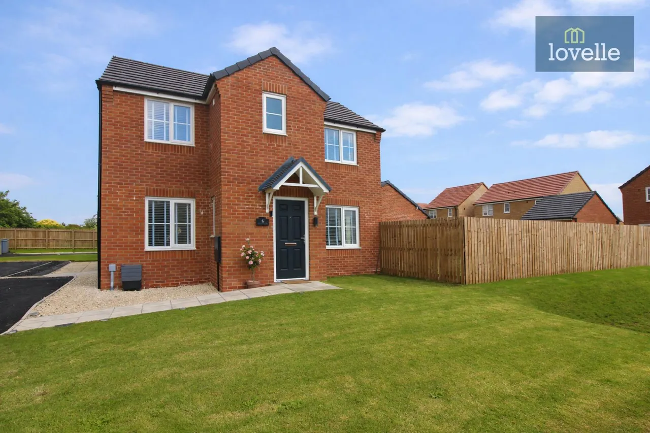 3 bed house for sale, Magna Carta Mews, Louth, LN11