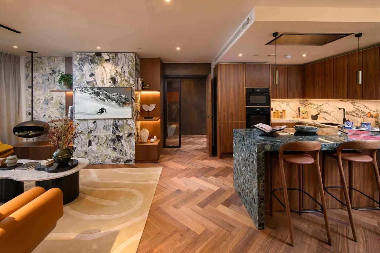 2 bed house for sale, Arrival Square, London, E1W