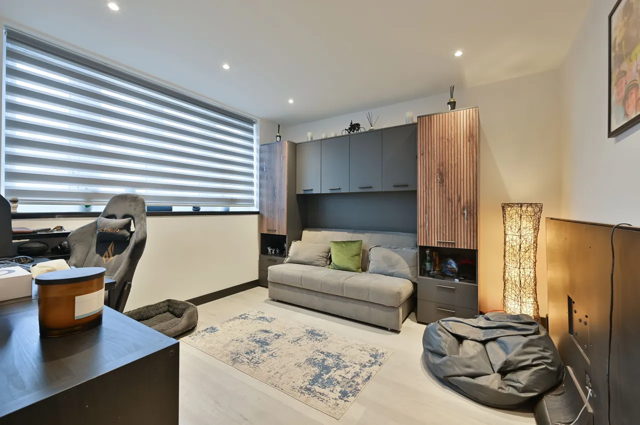 18 Pentland Road, Bushey, photo 4