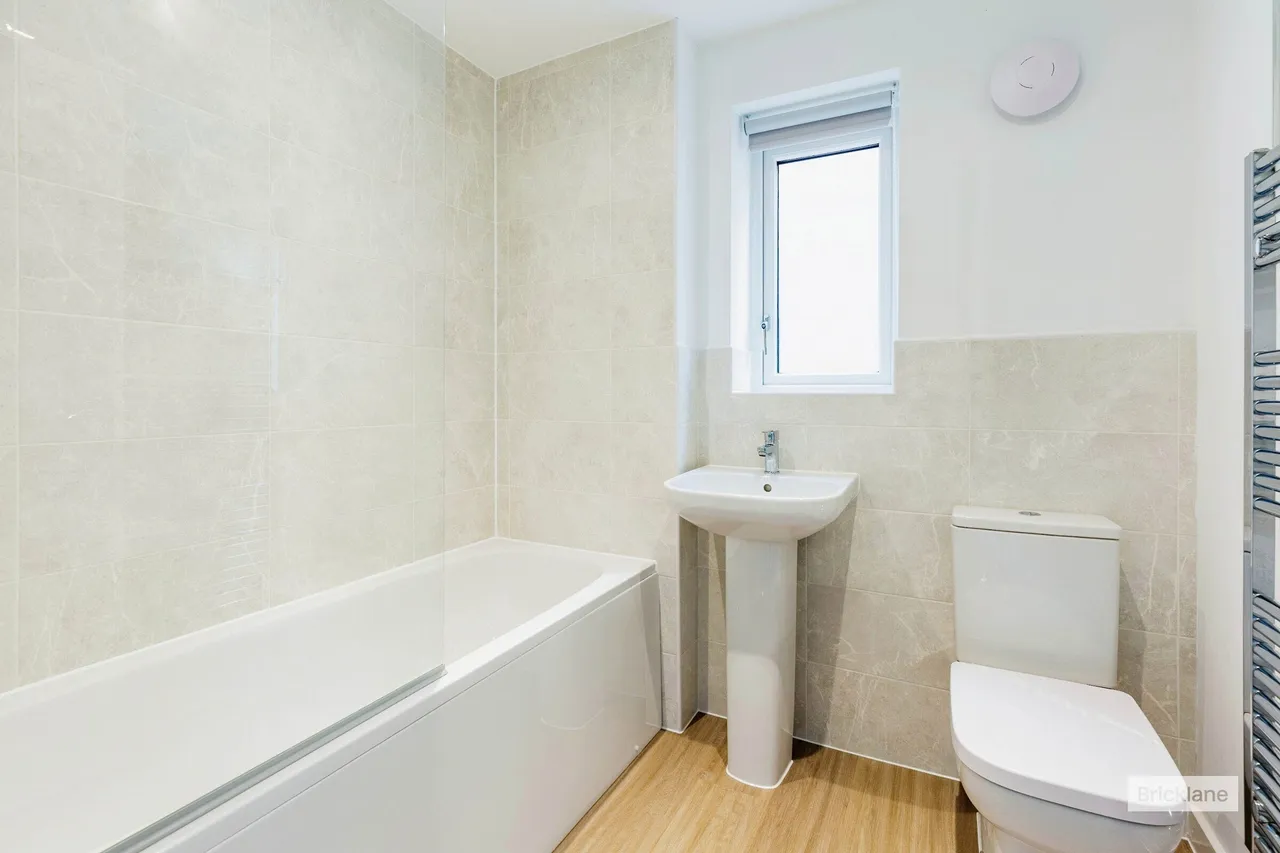 Gabriel Way, WELLINGBOROUGH, photo 6