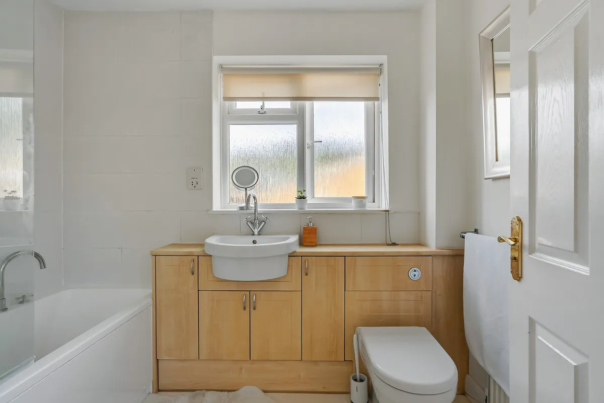 Woodford Close, Reading, RG4, photo 9