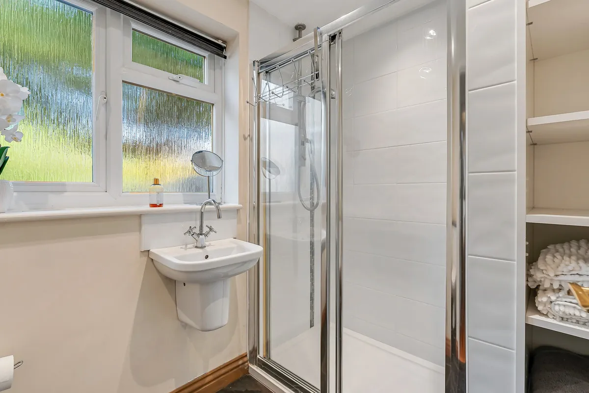 Woodford Close, Reading, RG4, photo 11