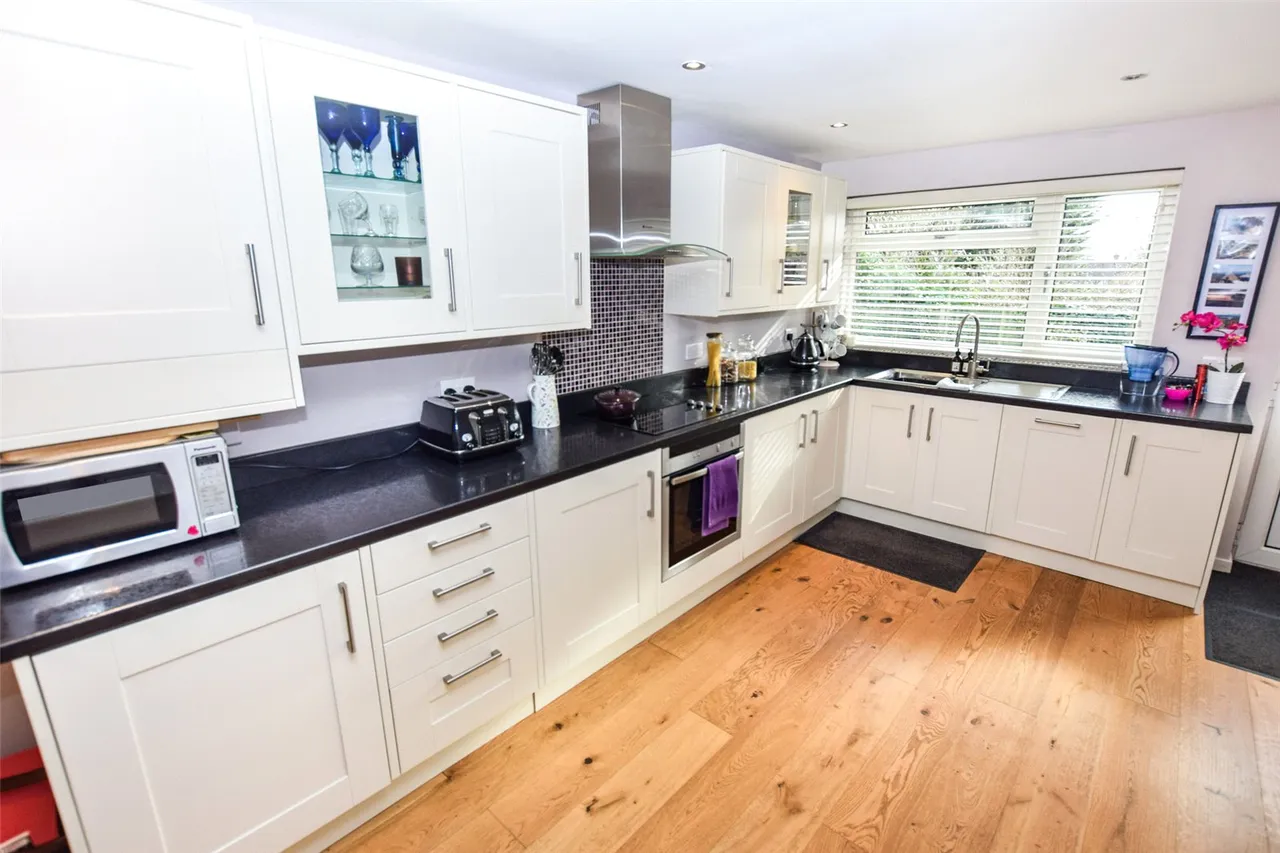 Randell Close, Blackwater, Camberley, GU17 9HF, photo 12