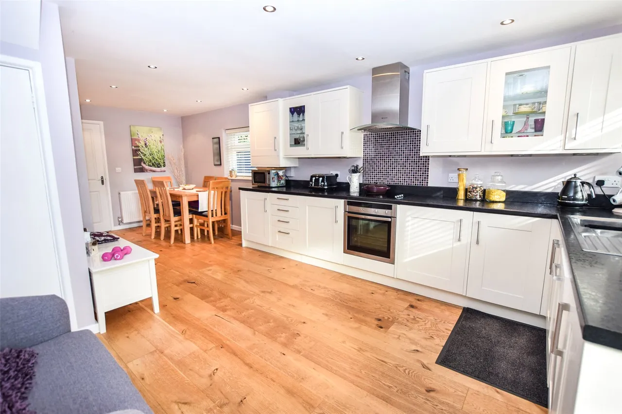 Randell Close, Blackwater, Camberley, GU17 9HF, photo 11