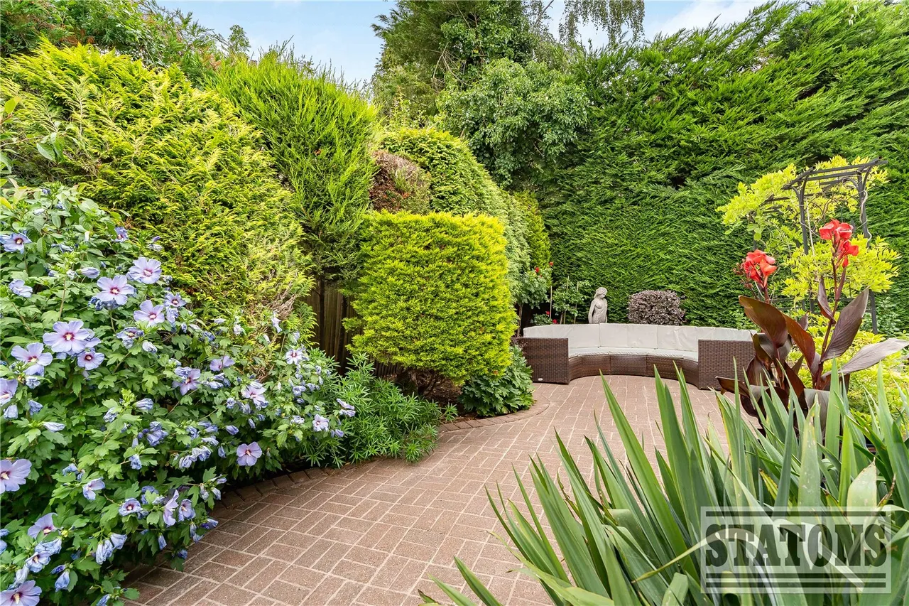 Hazel Mead, Barnet, EN5 3LP, photo 35