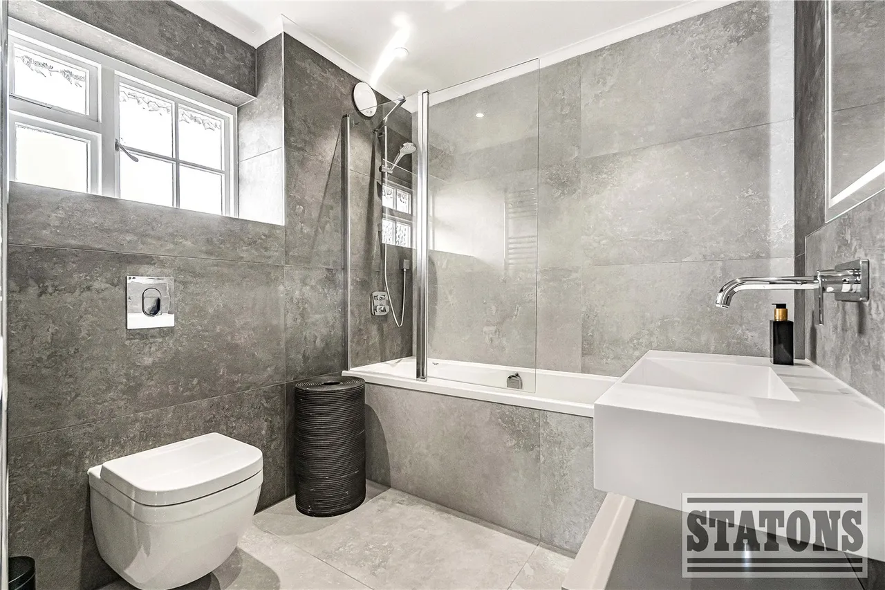 Hazel Mead, Barnet, EN5 3LP, photo 25