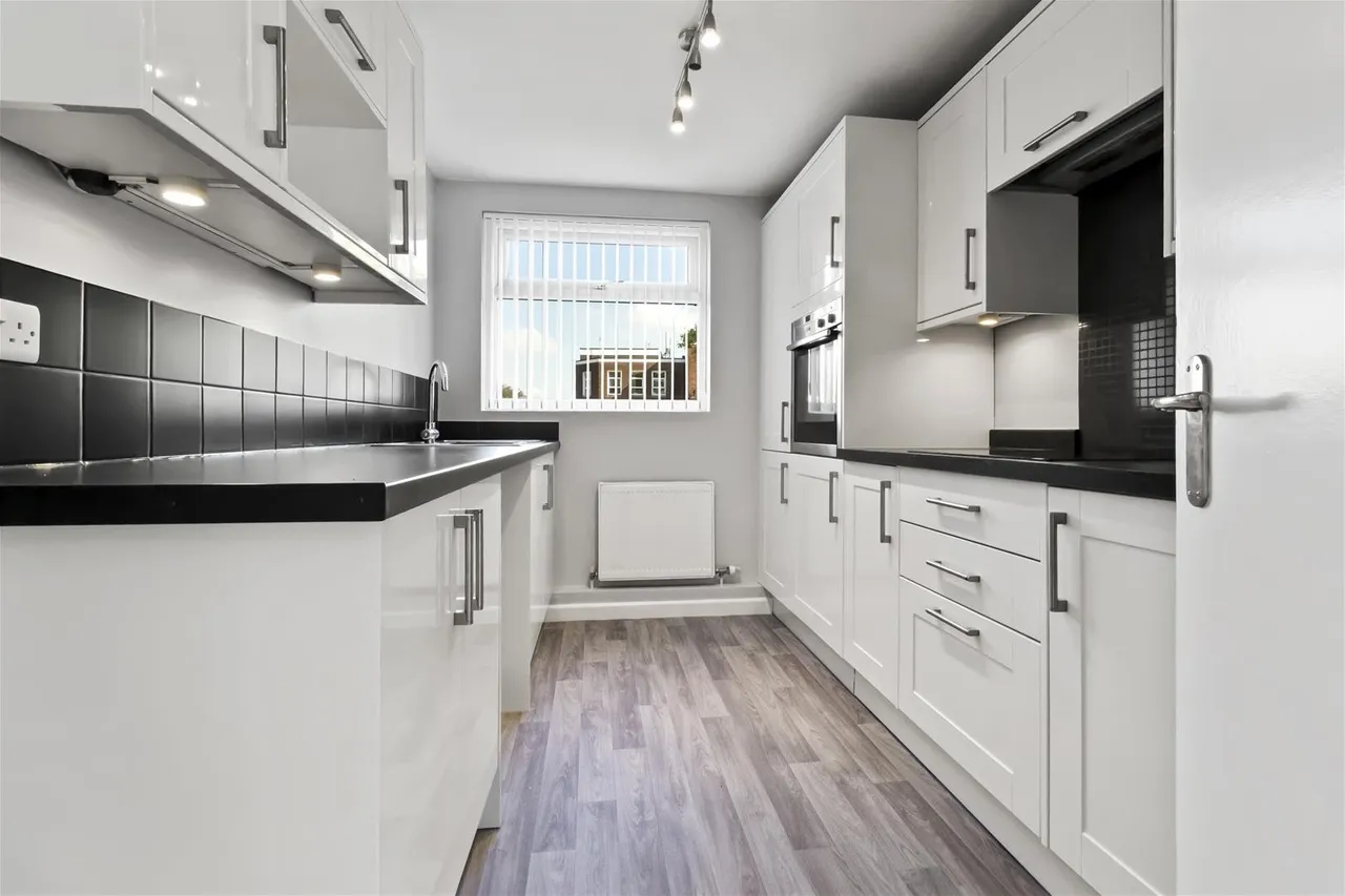 Aldsworth Court, Goring BY Sea, photo 10
