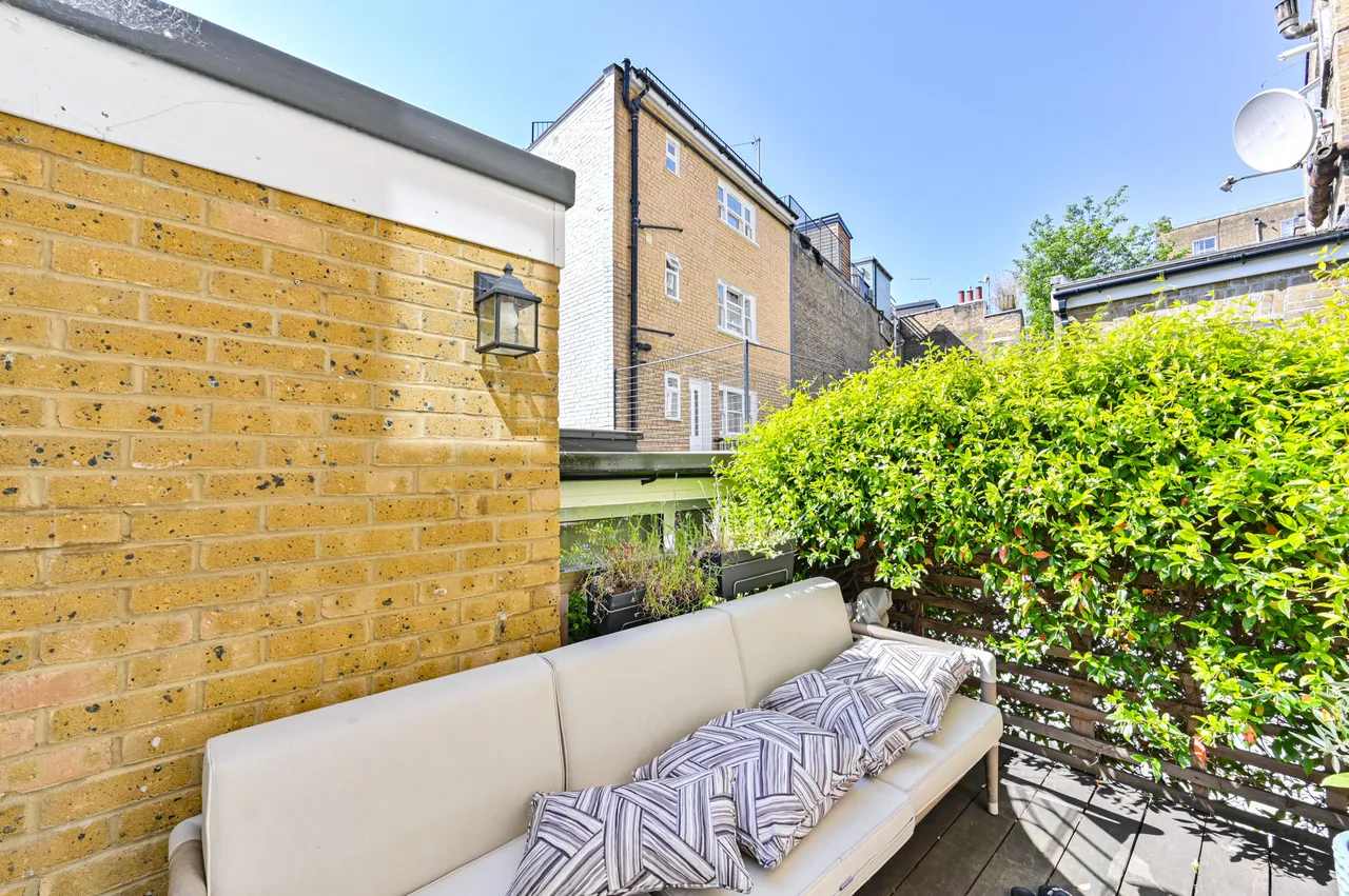 Flat 5, 177 Cromwell Road, London, photo 7