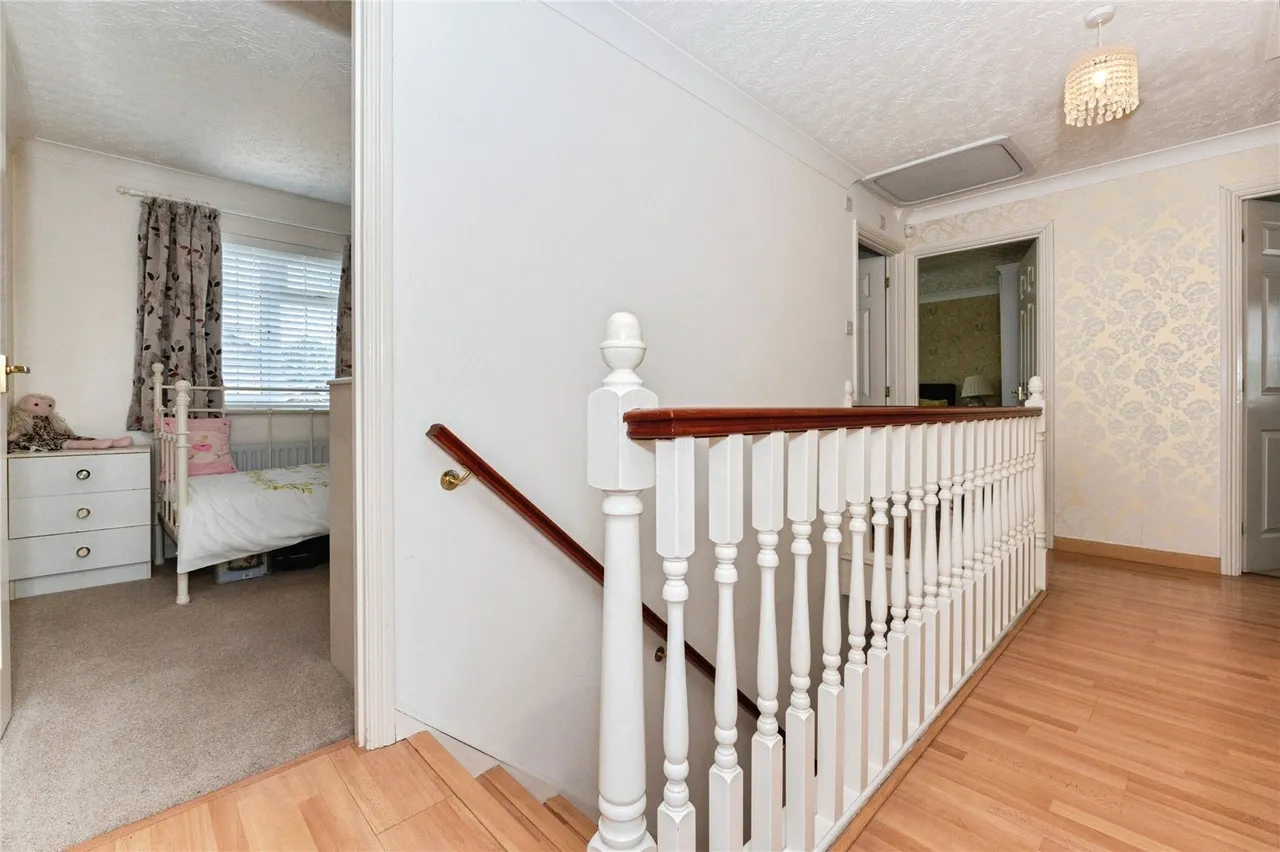 Fleming Road, GRAYS, Essex, RM16, photo 11