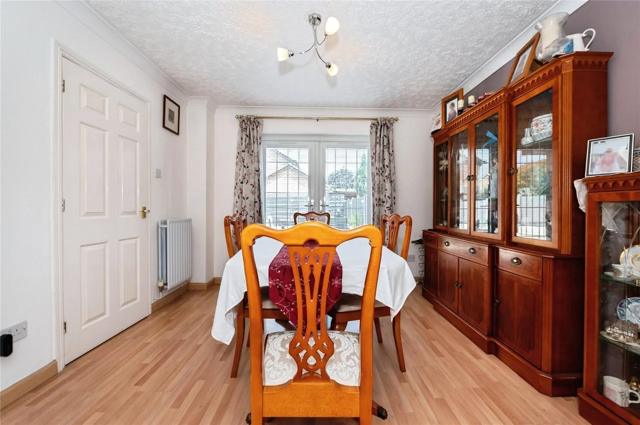 Fleming Road, GRAYS, Essex, RM16, photo 7