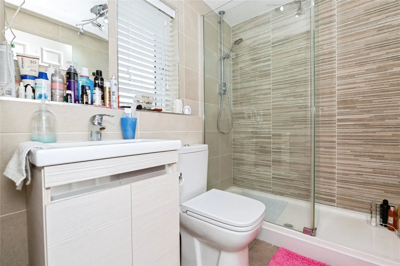 Fleming Road, GRAYS, Essex, RM16, photo 14