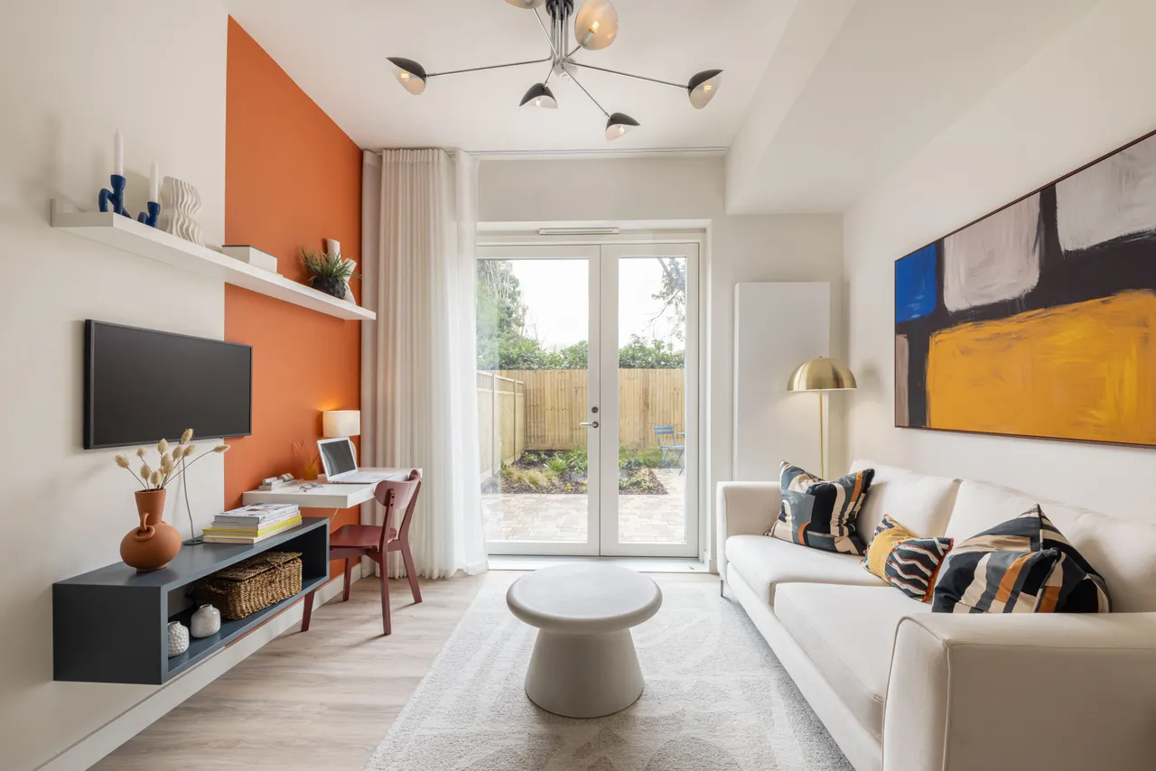 1 bed flat for sale — Plot 98 Berrichon House Sheepcote Roa...