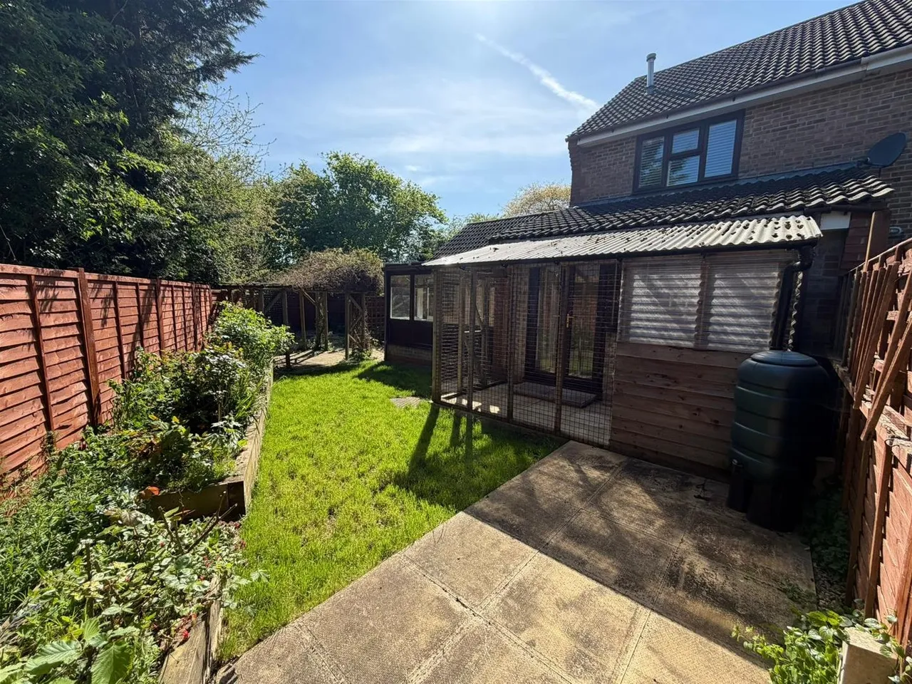 Selwood Close, Sturminster Newton DT10 1PE, photo 11