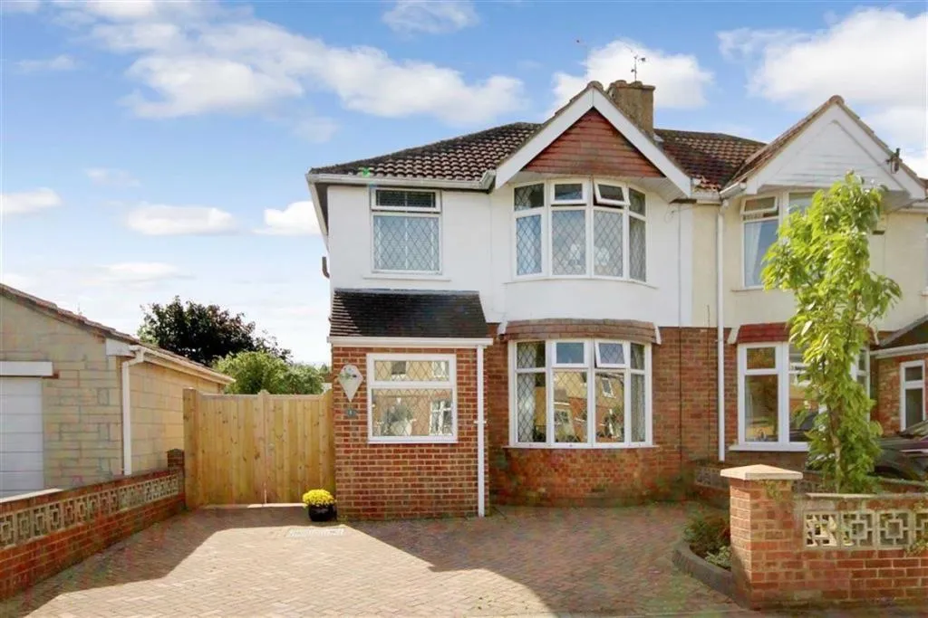 Norton Grove, Swindon, Wiltshire, SN3 1BW, photo 2