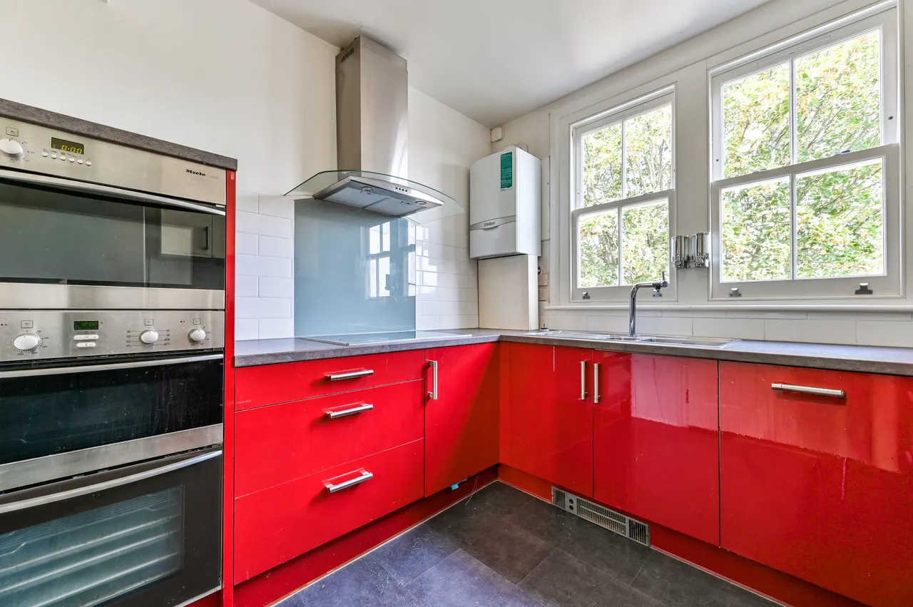 26c Mornington Grove, London, photo 7