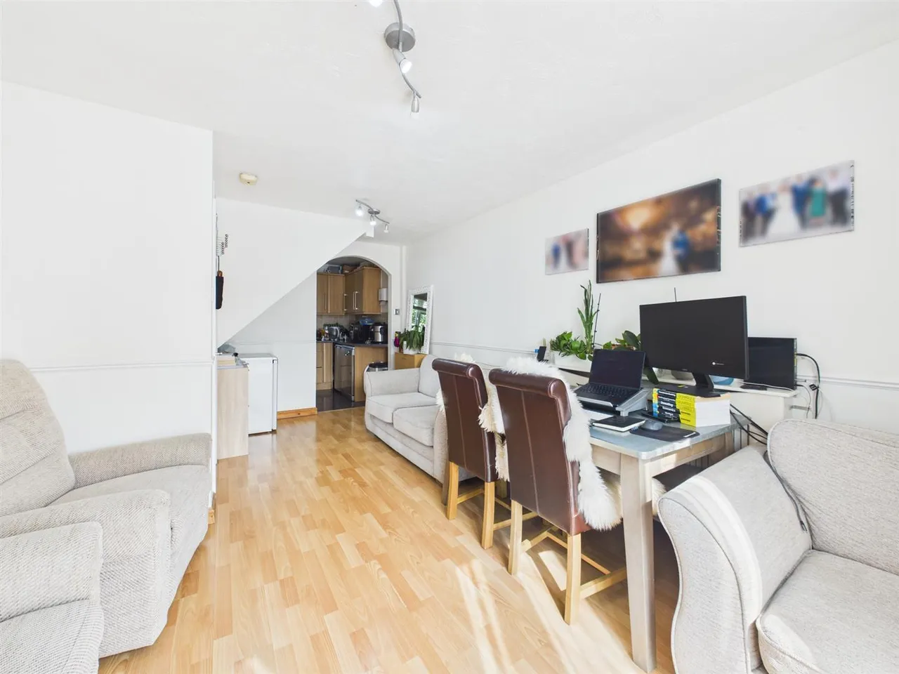 Stafford Road, Ruislip, Middlesex, HA4 6PJ, photo 3