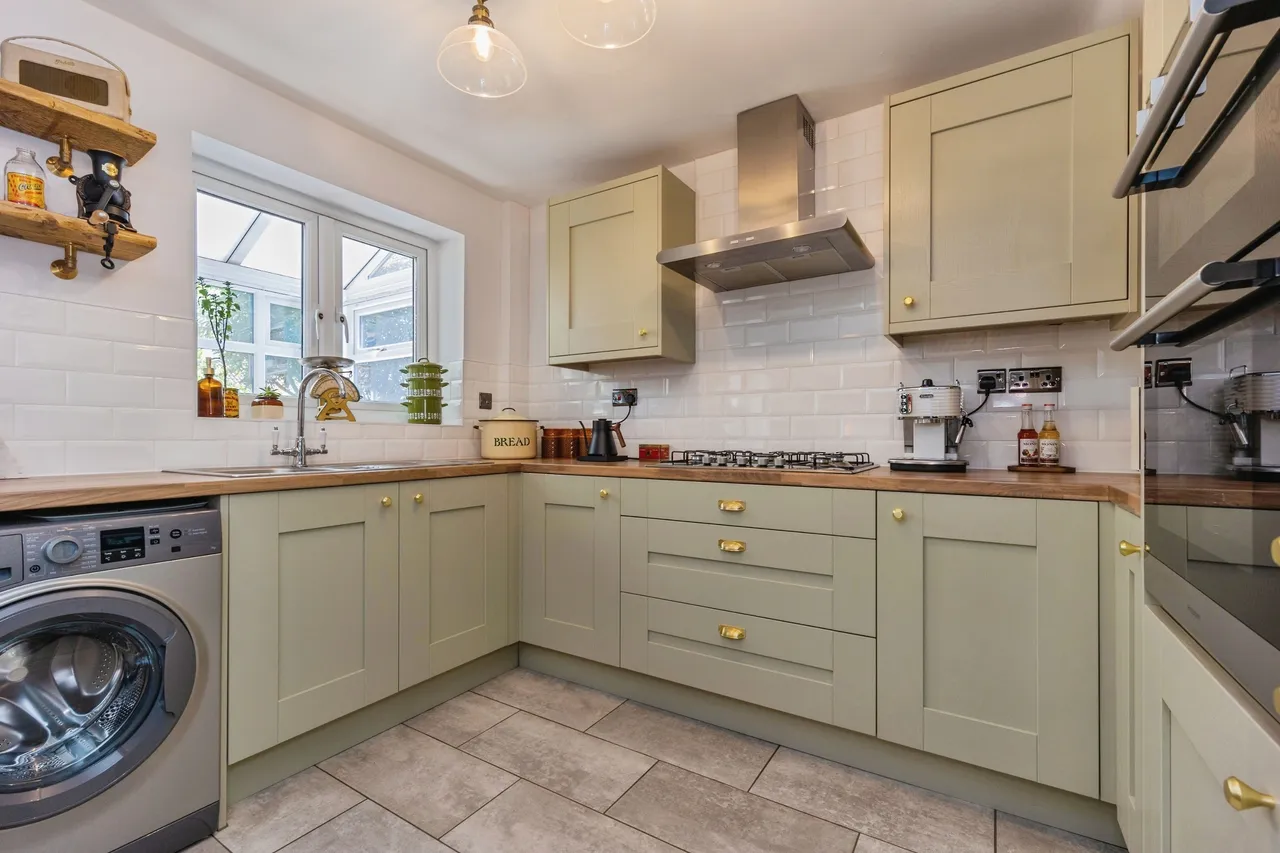 Shawfields, Stalybridge, SK15, photo 8